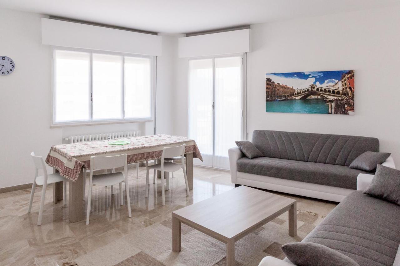 Apartment Le Barche 2 *